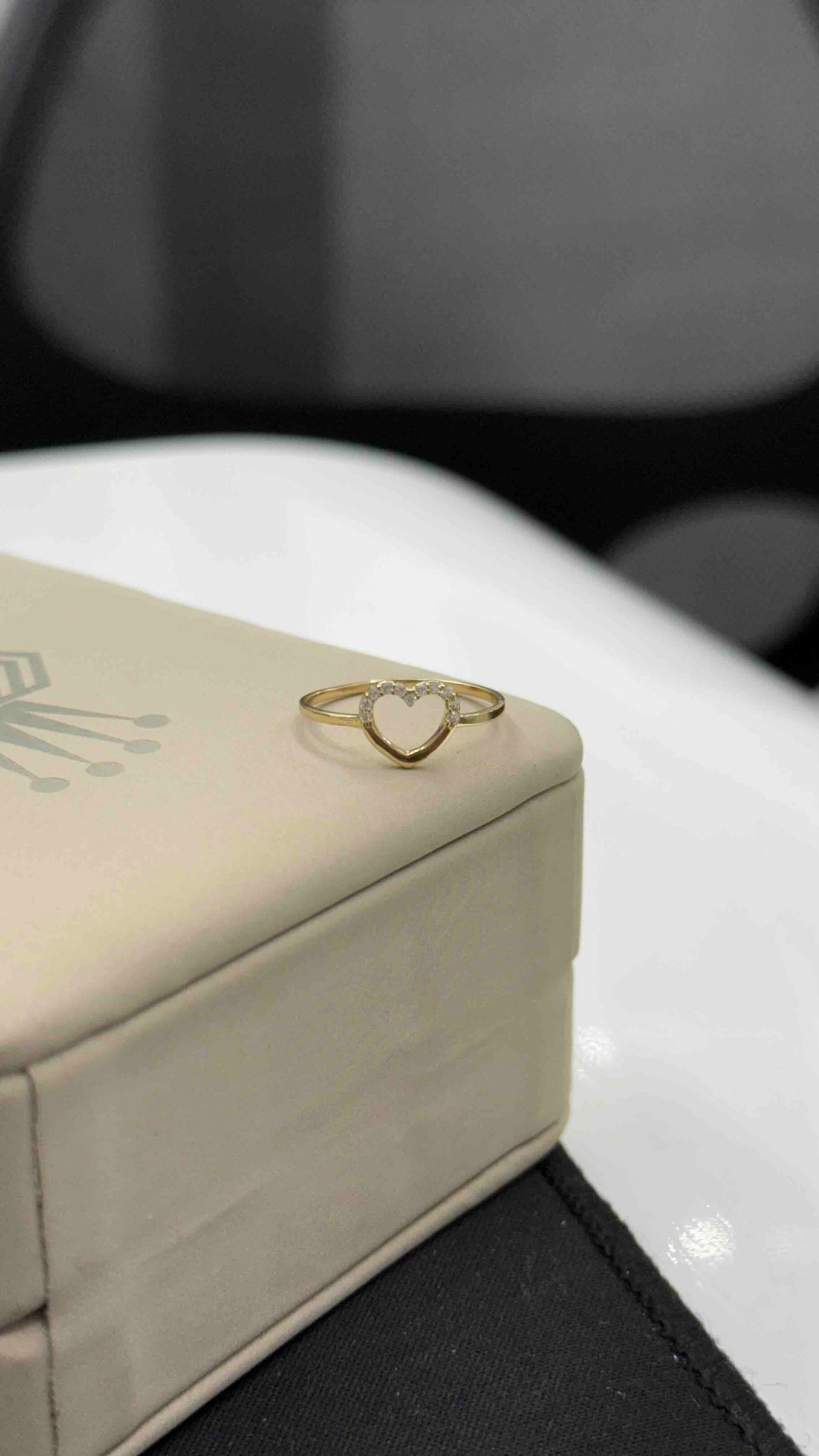 Anillo Corazón Zircon Blanco