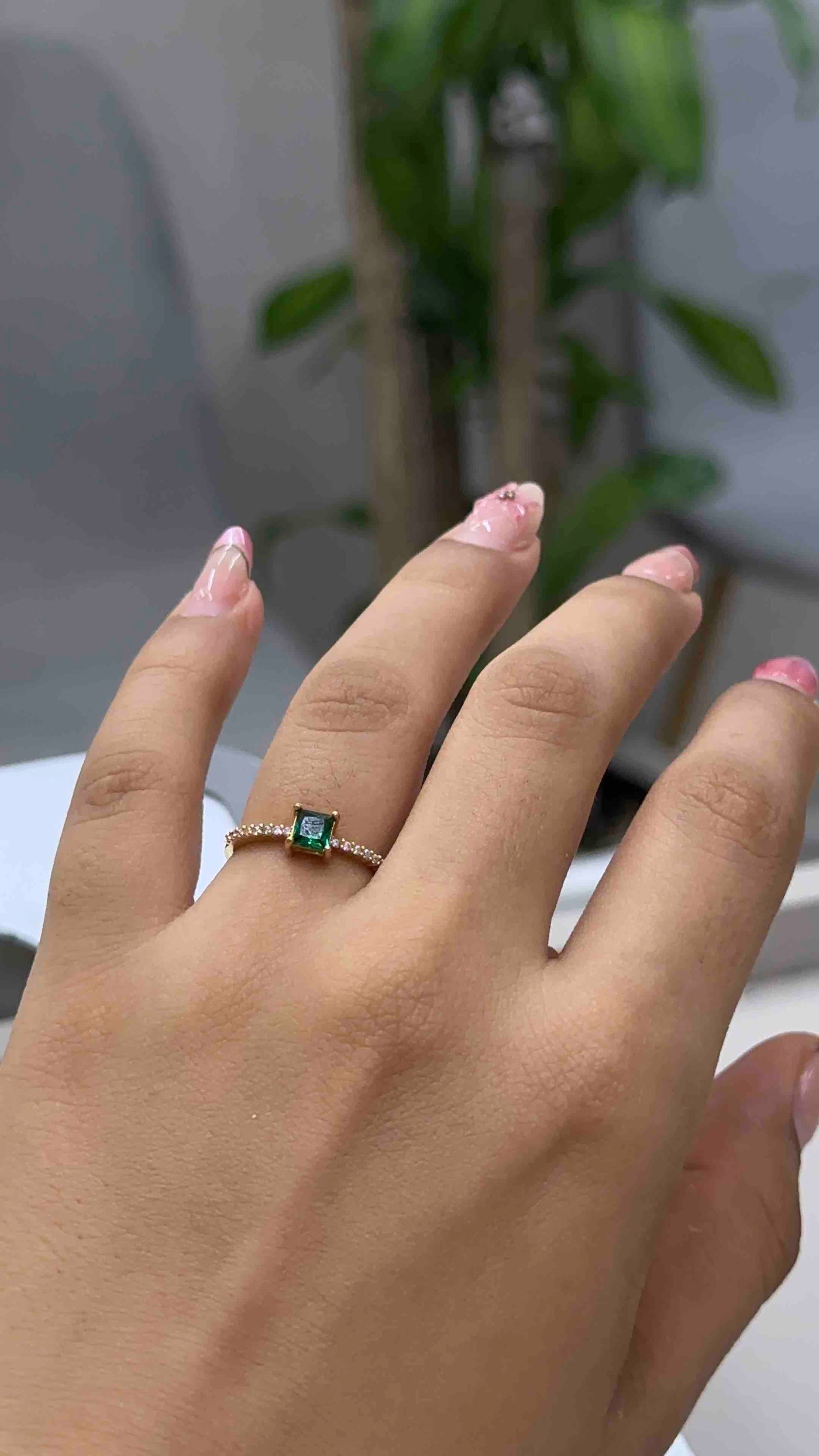 Anillo cuadrado circón Verde