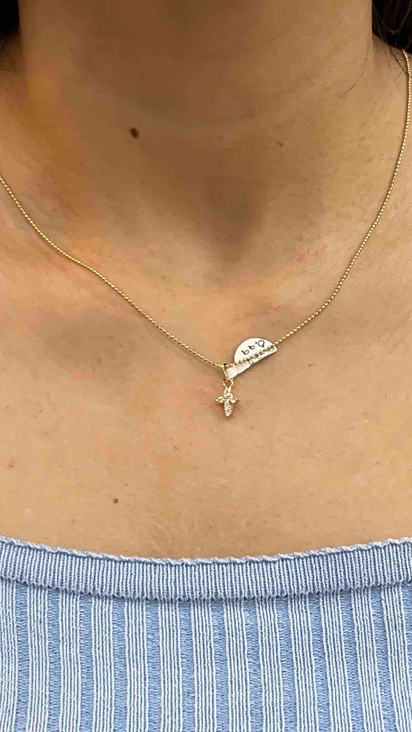 DIJE CURZ ZIRCON BL ORO AM 18K