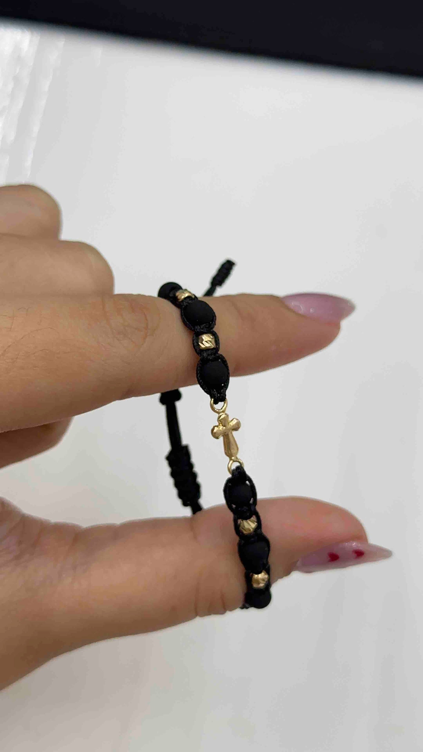 PULSERA CON HERRAJE DE CRUZ PARA BEBE