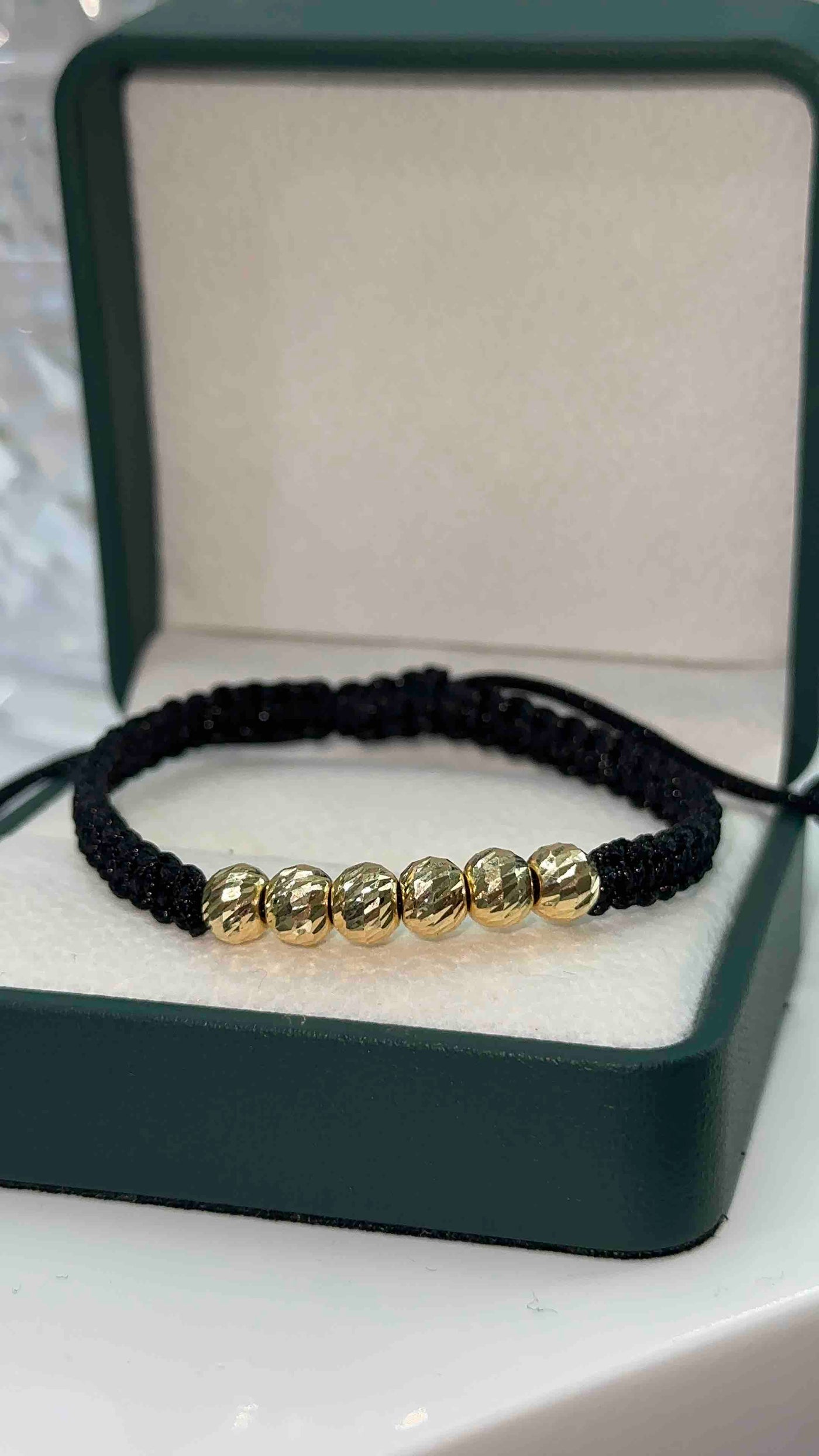 PULSERA TEJIDA NEGRA