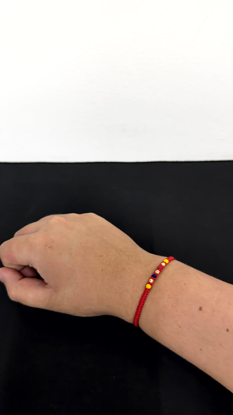 PULSERA TEJIDA SELECCION COLOMBIA / 0,9gr/ Oro Nacional 18k